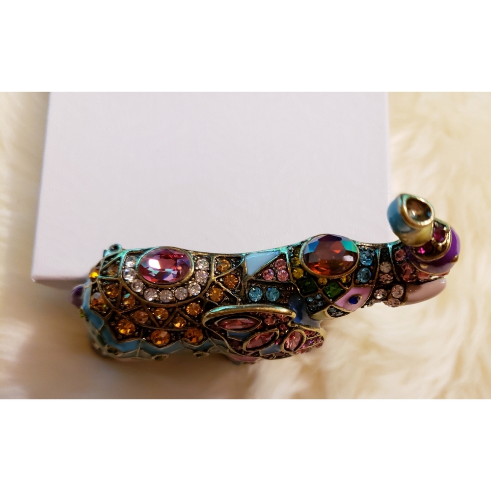 Heidi Daus Happy Elephant Pin - Picture 3 of 7